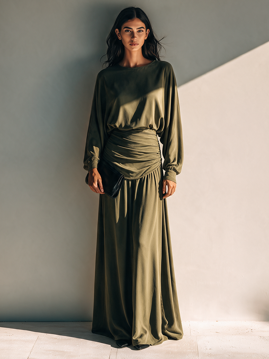 Women's Long-Sleeve Knitted Maxi Dress With Pleated Waist
