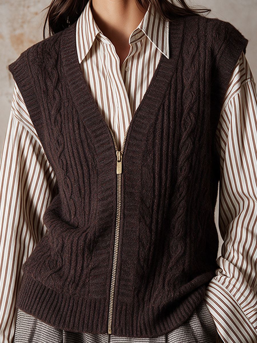 Women's V-Neck Zip-Front Cable-Knit Vest (Inner Layer Not Included)