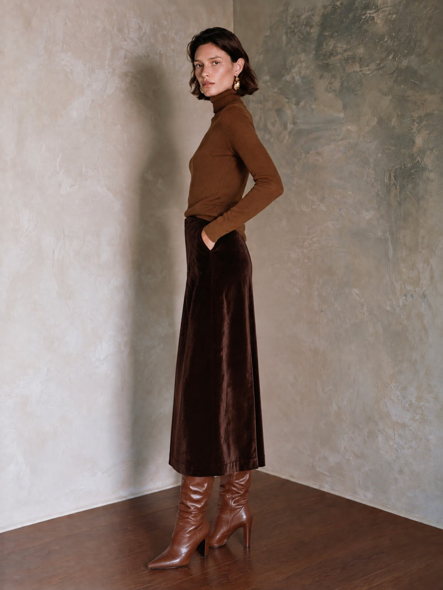 Women's Vintage Turtleneck Sweater And Velvet Skirt Set