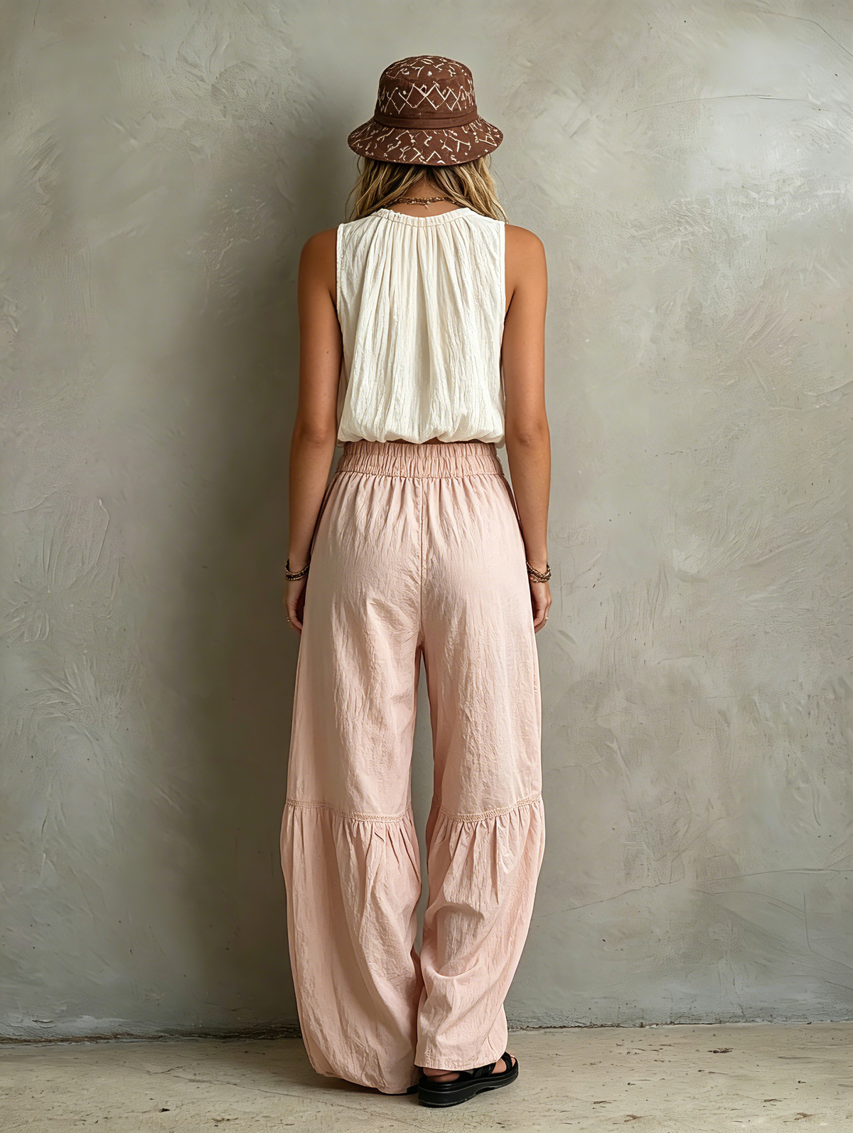 Women's Casual White Woven Sleeveless Round-neck Top Paired With Pink Woven Trousers MDZ1268F0LXY